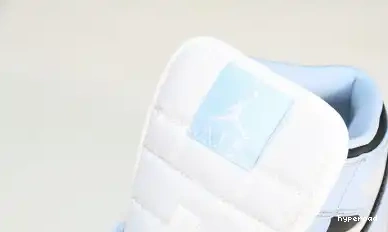 Hyperoad Jordan Blue Ice 1 Mid 0517